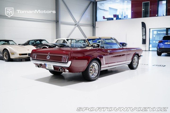 Ford Mustang Convertible V8, v ČR 1965