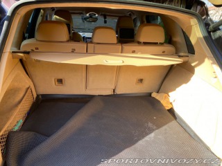 Porsche Cayenne SUV 2011