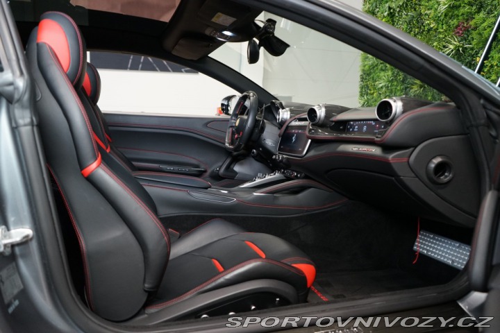 Ferrari GTC4Lusso T*GRIGIO TITANIO*CARBON*J 2017