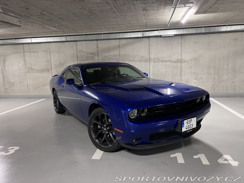 Dodge Challenger 