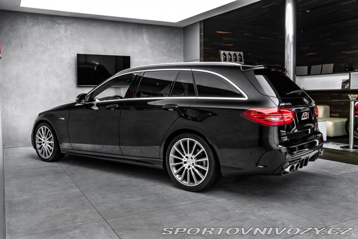 Mercedes-Benz C 4M Pano Burmester 360 2020