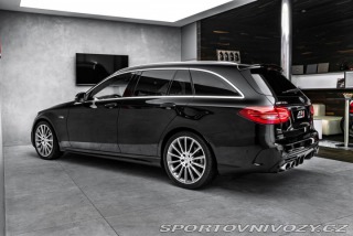 Mercedes-Benz C 4M Pano Burmester 360 2020