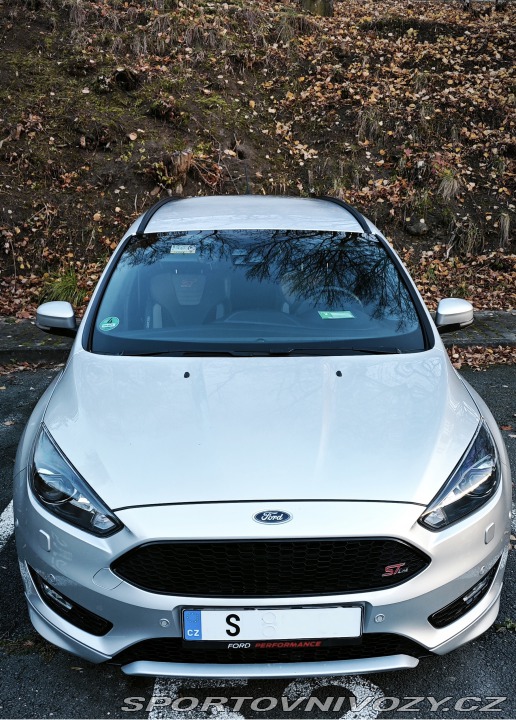 Ford Focus ST Focus ST-Line 2018