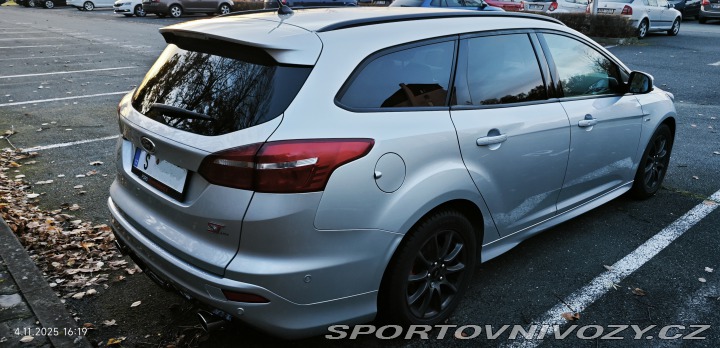 Ford Focus ST Focus ST-Line 2018