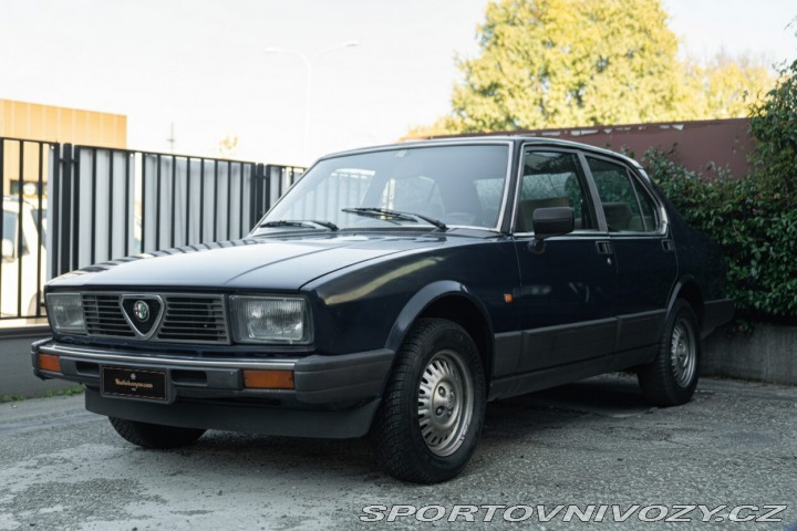 Alfa Romeo Ostatní modely ALFETTA QUADRIFOGLIO 2.0 1983