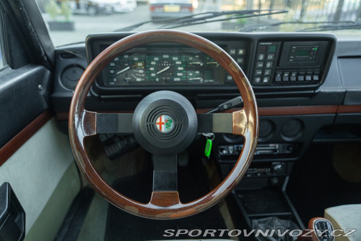 Alfa Romeo Ostatní modely ALFETTA 2.0 1983