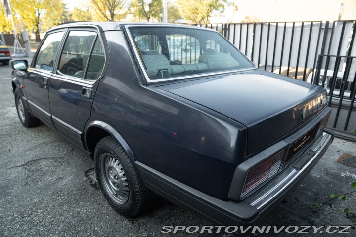Alfa Romeo Ostatní modely ALFETTA QUADRIFOGLIO 2.0 1983