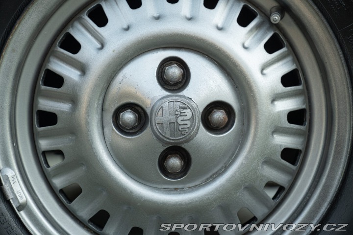 Alfa Romeo Ostatní modely ALFETTA 2.0 1983