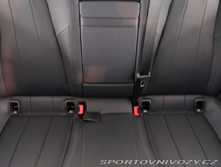 Mercedes-Benz CLA 200 2023