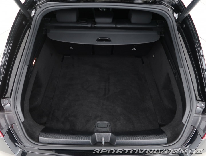 Mercedes-Benz CLA 200 2023