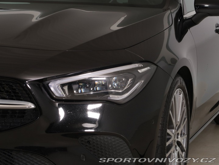 Mercedes-Benz CLA 200 2023