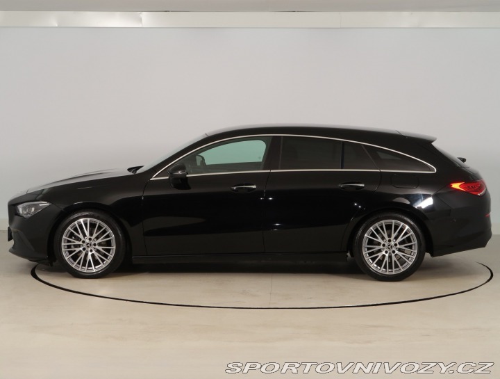 Mercedes-Benz CLA 200 2023