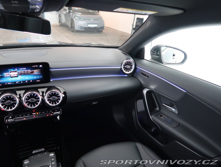 Mercedes-Benz CLA 200 2023