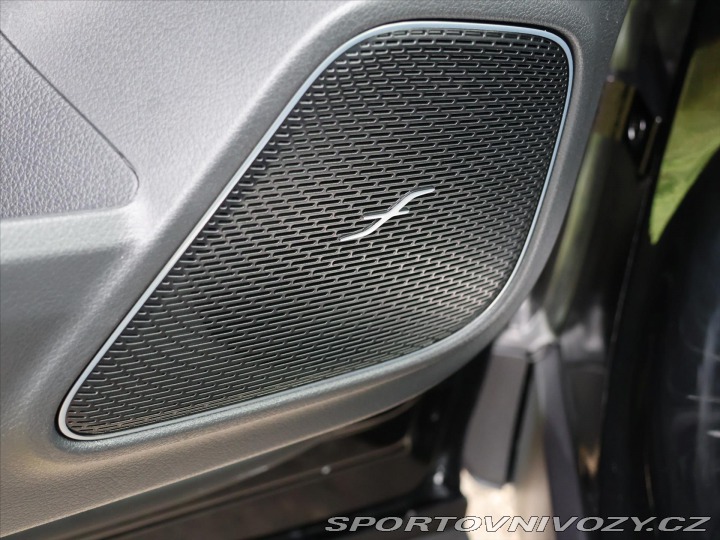 Mercedes-Benz Ostatní modely GLB 2,0 220 4MATIC AMG Premiu 2025