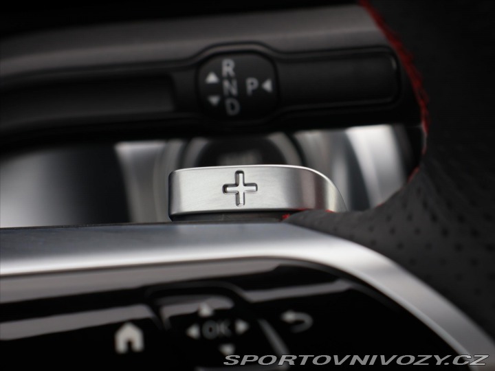 Mercedes-Benz Ostatní modely GLB 2,0 220 4MATIC AMG Premiu 2025