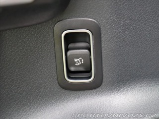 Mercedes-Benz Ostatní modely GLB 2,0 220 4MATIC AMG Premiu 2025