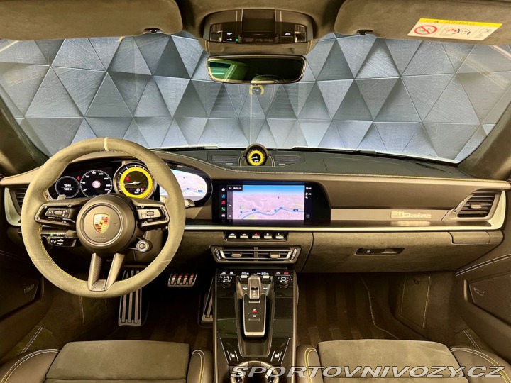 Porsche 911 DAKAR RALLY LTD. 992 2023