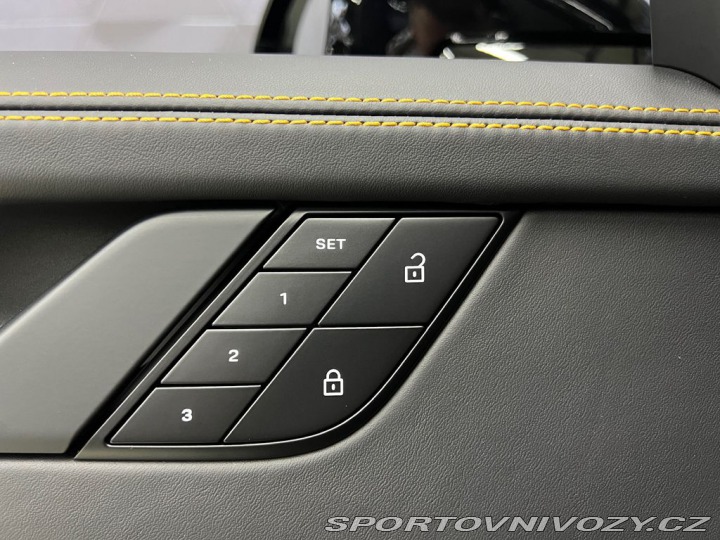 Porsche 911 992 DAKAR RALLY EDITION 2023