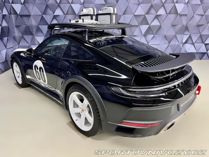 Porsche 911 DAKAR RALLY LTD. 992 2023