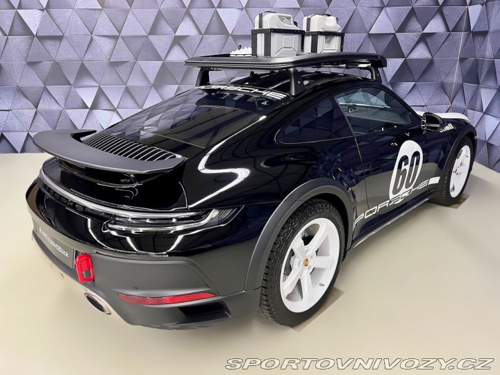 Porsche 911 DAKAR RALLY LTD. 992 2023
