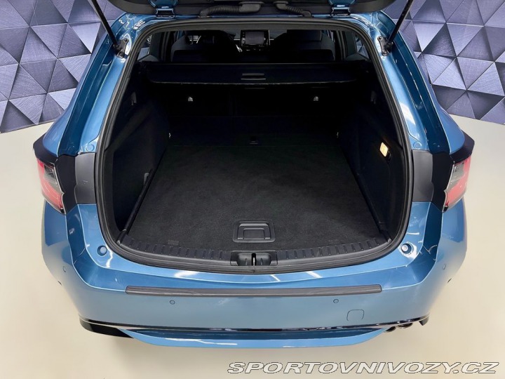 Toyota Corolla 2.0 HYBRID e-CVT COMFORT, 2021