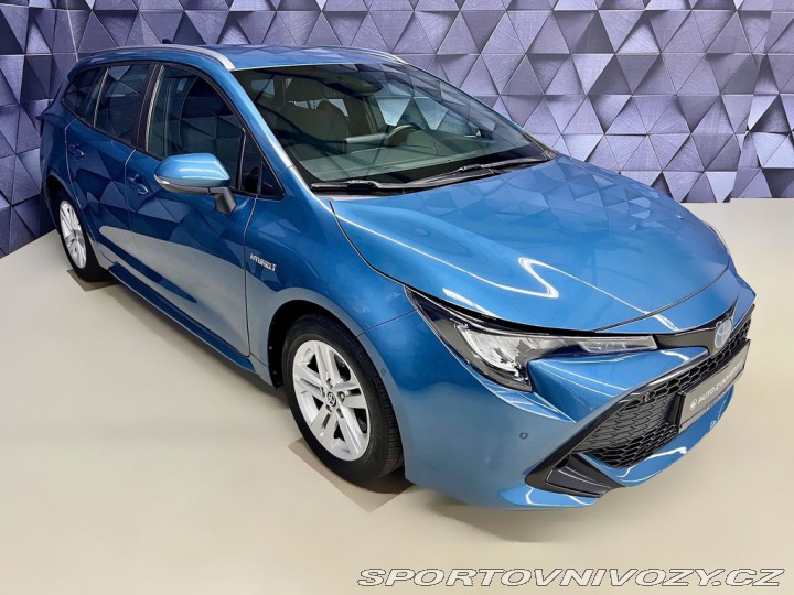 Toyota Corolla 2.0 HYBRID e-CVT COMFORT, 2021