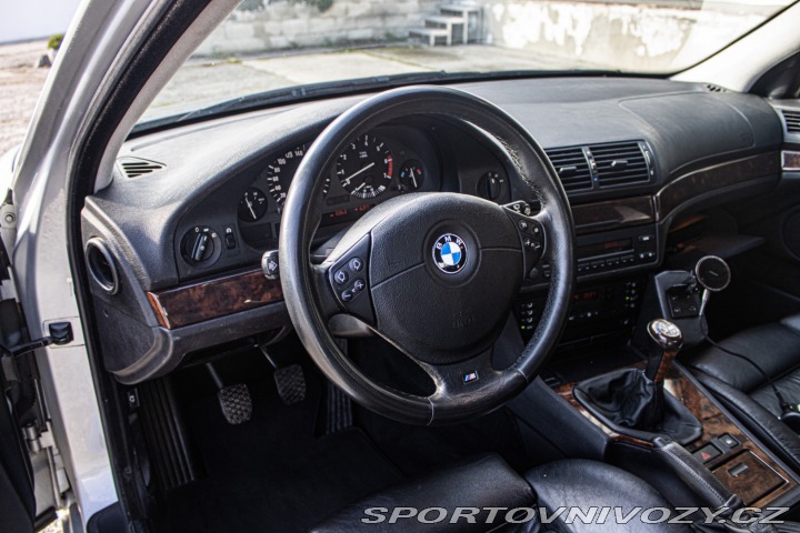 BMW 5 540 i, 210kW, M6, 4d. / 1999
