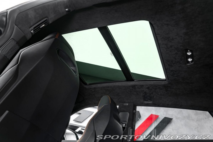 Lamborghini Urus 4.0 V8, pano, masáže, 360 2022