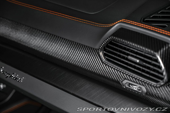 Lamborghini Urus 4.0 V8, pano, masáže, 360 2022