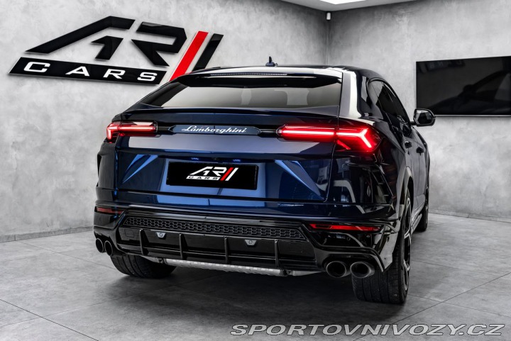 Lamborghini Urus 4.0 V8, pano, masáže, 360 2022