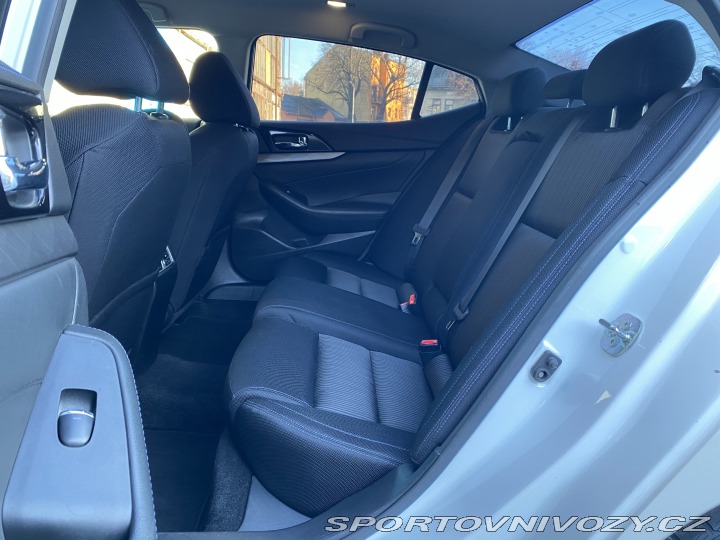 Nissan Ostatní modely Maxima 3.5L V6 224kW CVT 2017