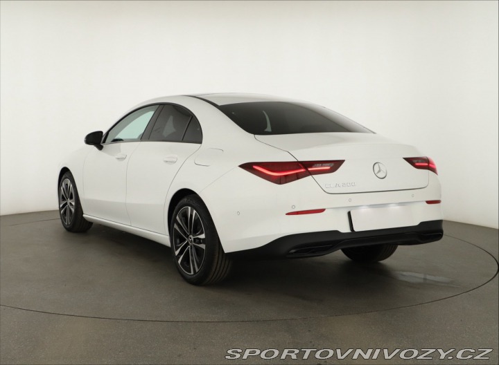 Mercedes-Benz CLA Progressive 200 2025