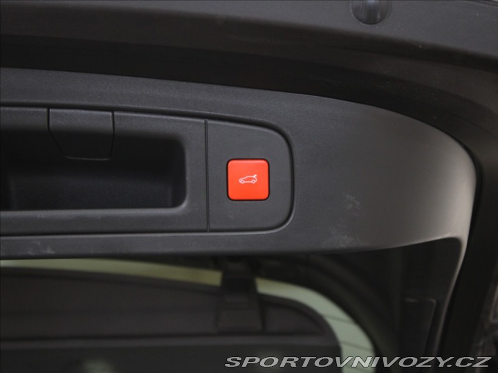 Citroën Ostatní modely C5 X 1,6 PHEV 225k.Shine MAX P 2024