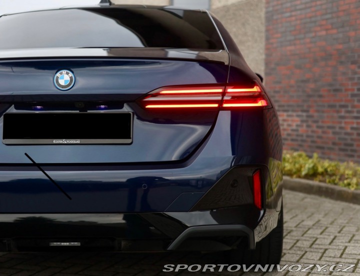 BMW 5 550e xDrive ehybrid 360K 2024