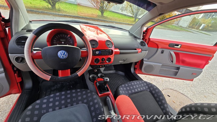 Volkswagen New Beetle  2001