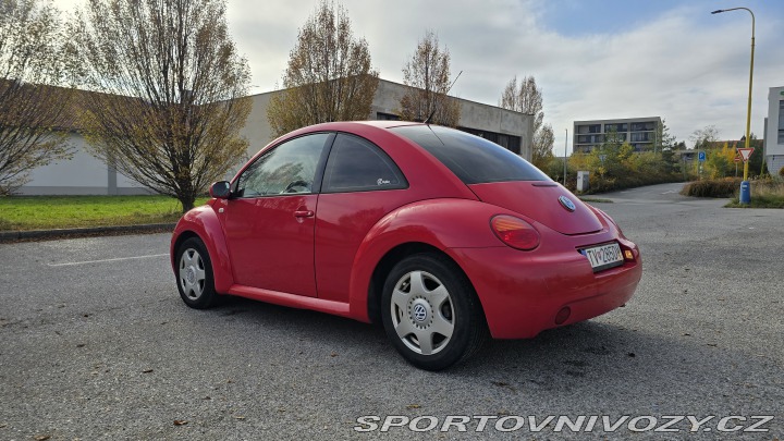 Volkswagen New Beetle  2001