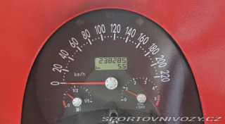 Volkswagen New Beetle 2001