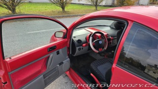 Volkswagen New Beetle 2001