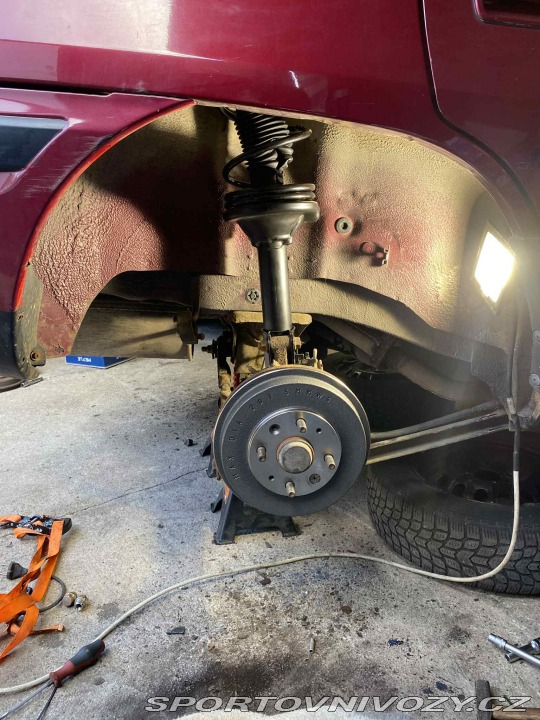 Mazda 323 323F BG 1992