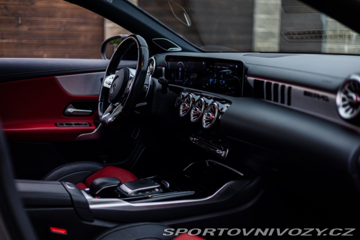 Mercedes-Benz CLA 35 AMG 2020