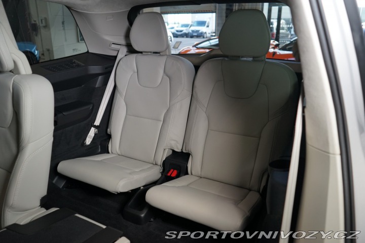 Volvo Ostatní modely XC90 T8*RECHARGE*PANO*360*VZDU 2024