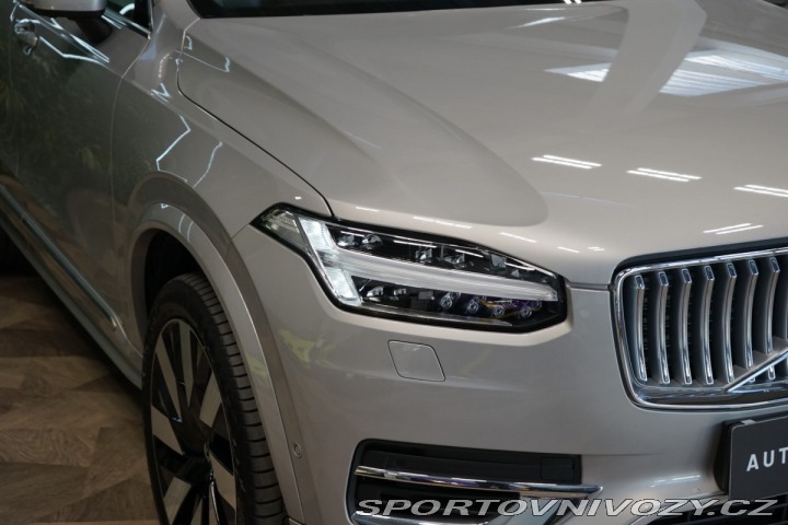 Volvo Ostatní modely XC90 T8*RECHARGE*PANO*360*VZDU 2024