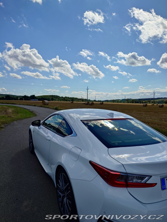 Lexus RC 300h F SPORT 2016