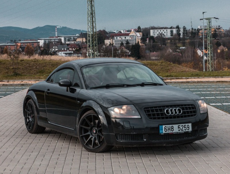 Audi TT 