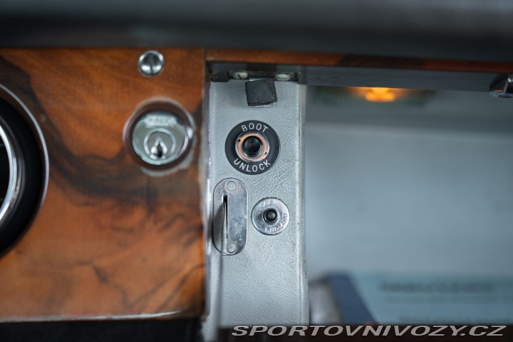 Bentley Ostatní modely T-SERIES 1975