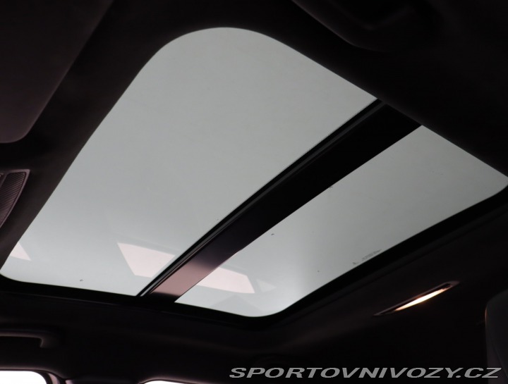 Infiniti Q30 2.0t 2016