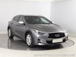 Infiniti Q30 2.0t 2016