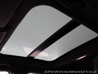 Infiniti Q30 2.0t 2016