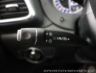 Infiniti Q30 2.0t 2016