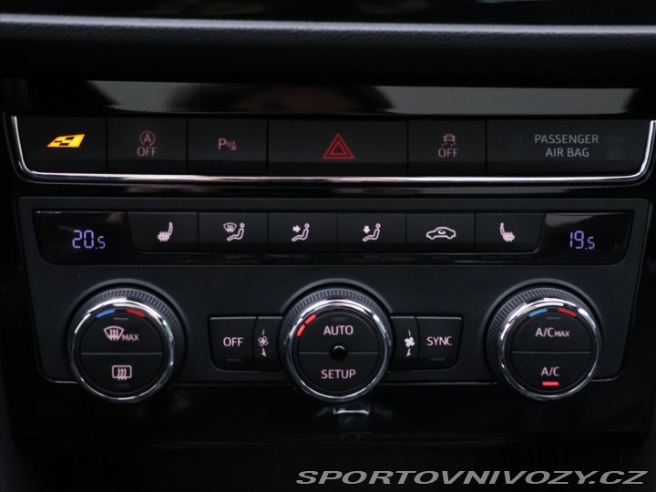 Seat Leon 2,0 TSI 221kW DSG Cupra 4 2017